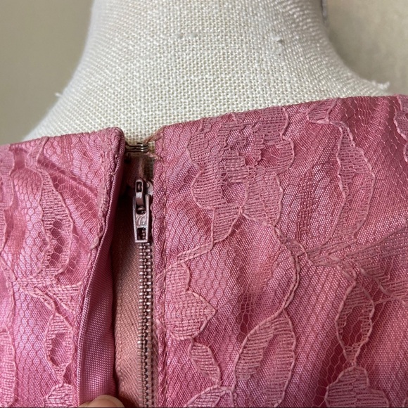 Vintage Pink Lace Dress with Bow on Back - 6 - Picture 7 of 12